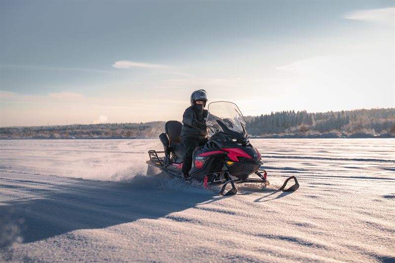 Snowmobile 1 Hour Tour, Rovaniemi, Finland