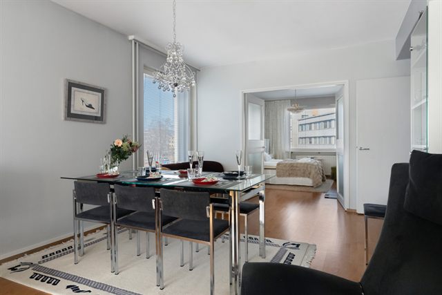 Aurora City Apartment 3bdr, photo 2
